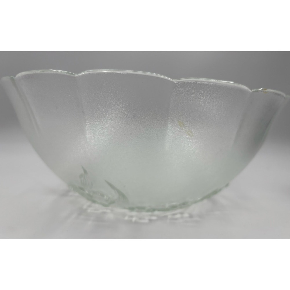 KIG Indonesia Scalloped Glass Serving Bowl 10" - Picture 2 of 4